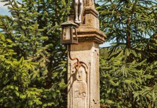 Kamenny_kriz_Nizny_Kelcov_stara_cesta-0161_original