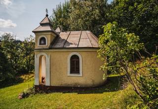Kaplnka_Panny_Marie_Lurdskej_Zadna_Satina-8875_original